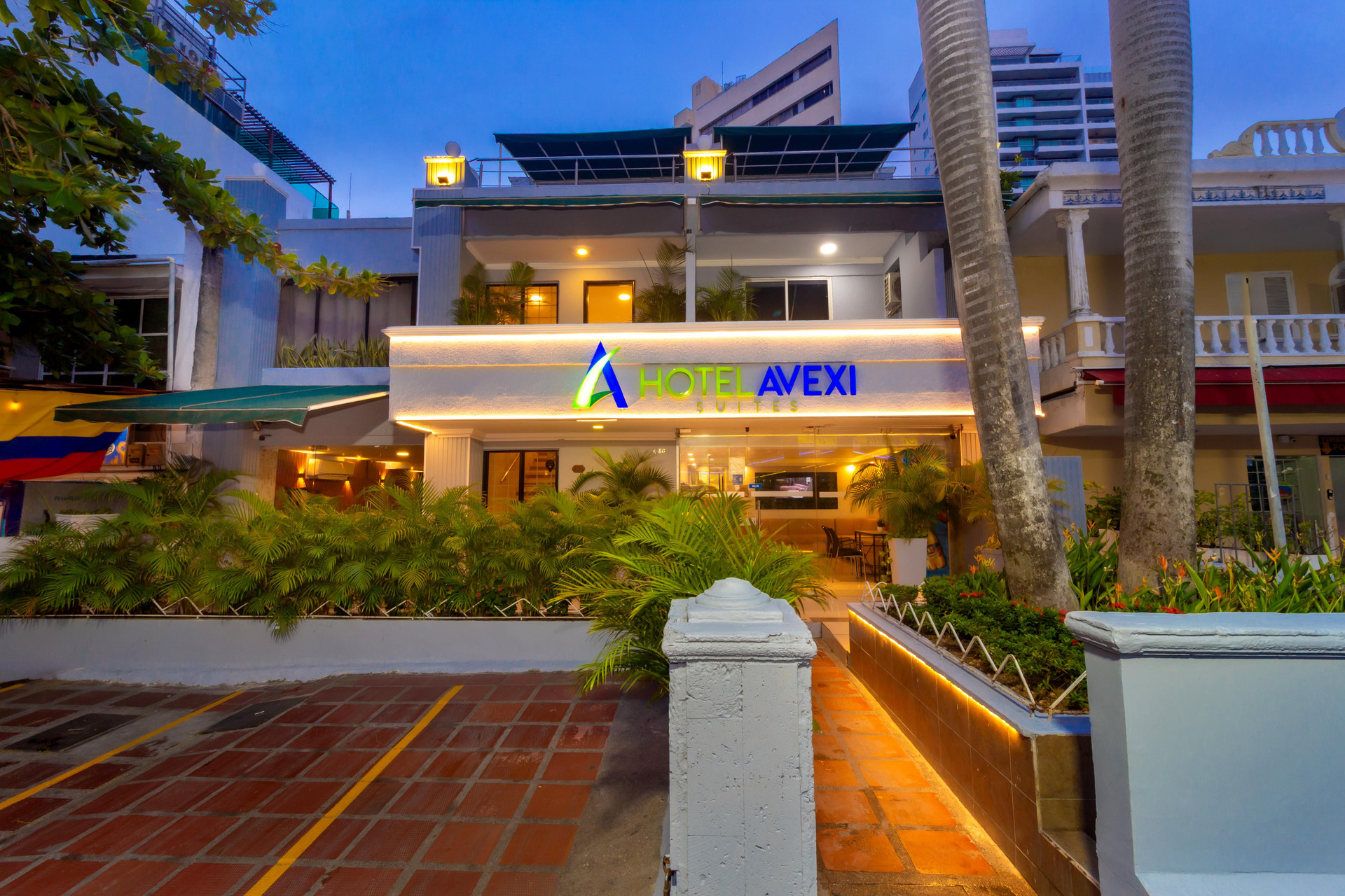 Varios Hotel Avexi Suites By Geh Suites