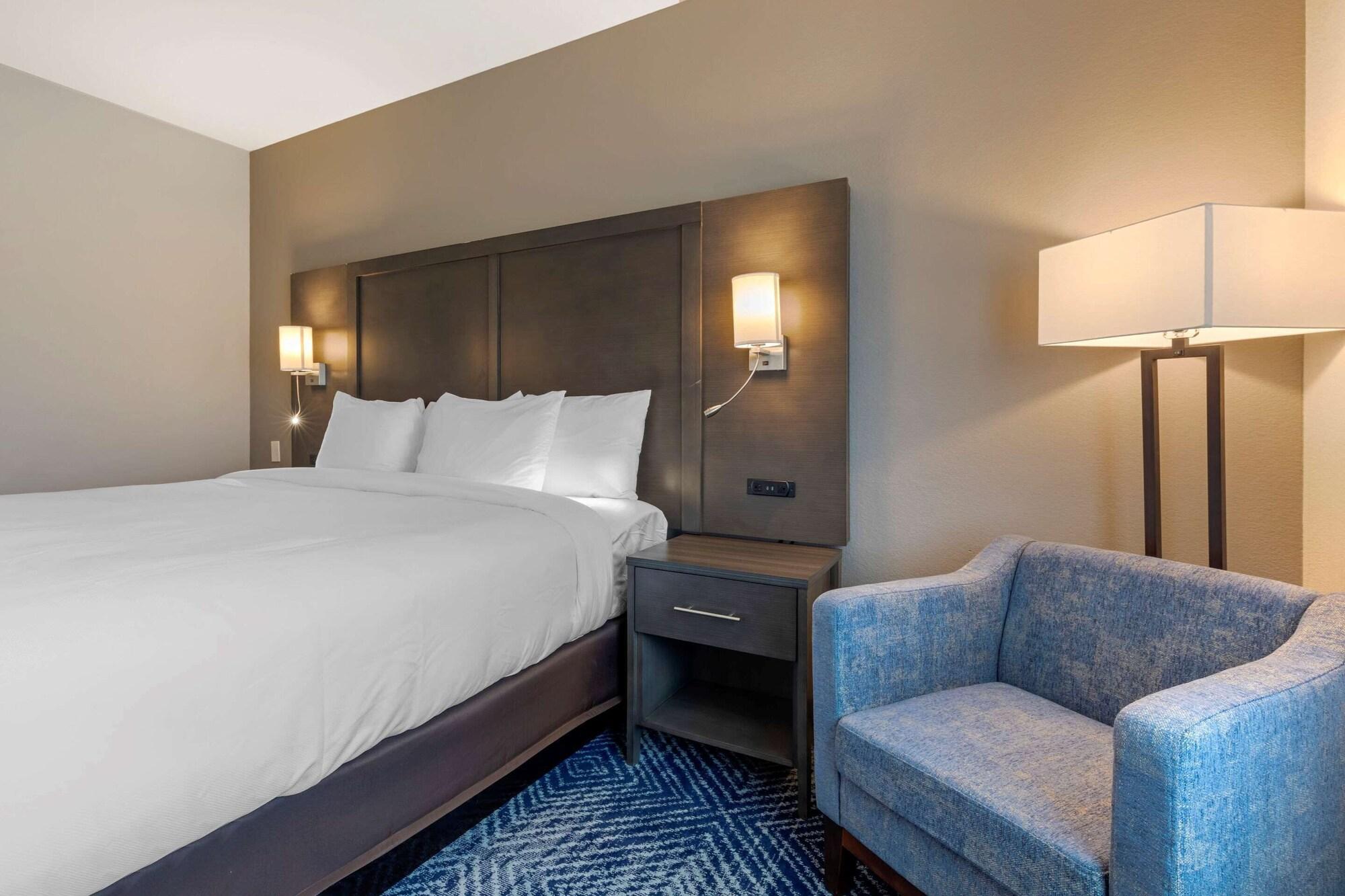 Habitación Comfort Inn & Suites Balch Springs - SE Dallas