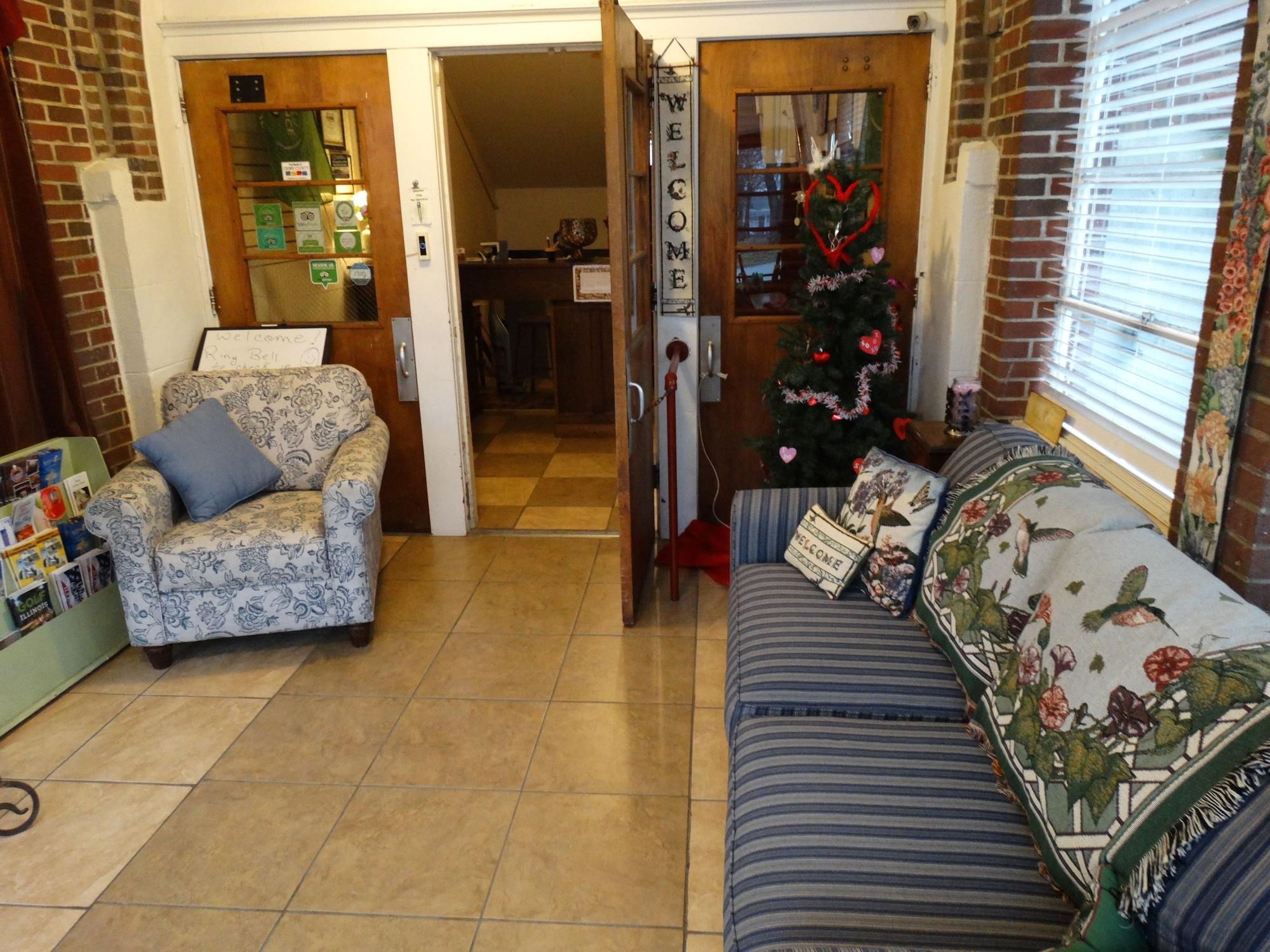 Vista Lobby Davie School Inn