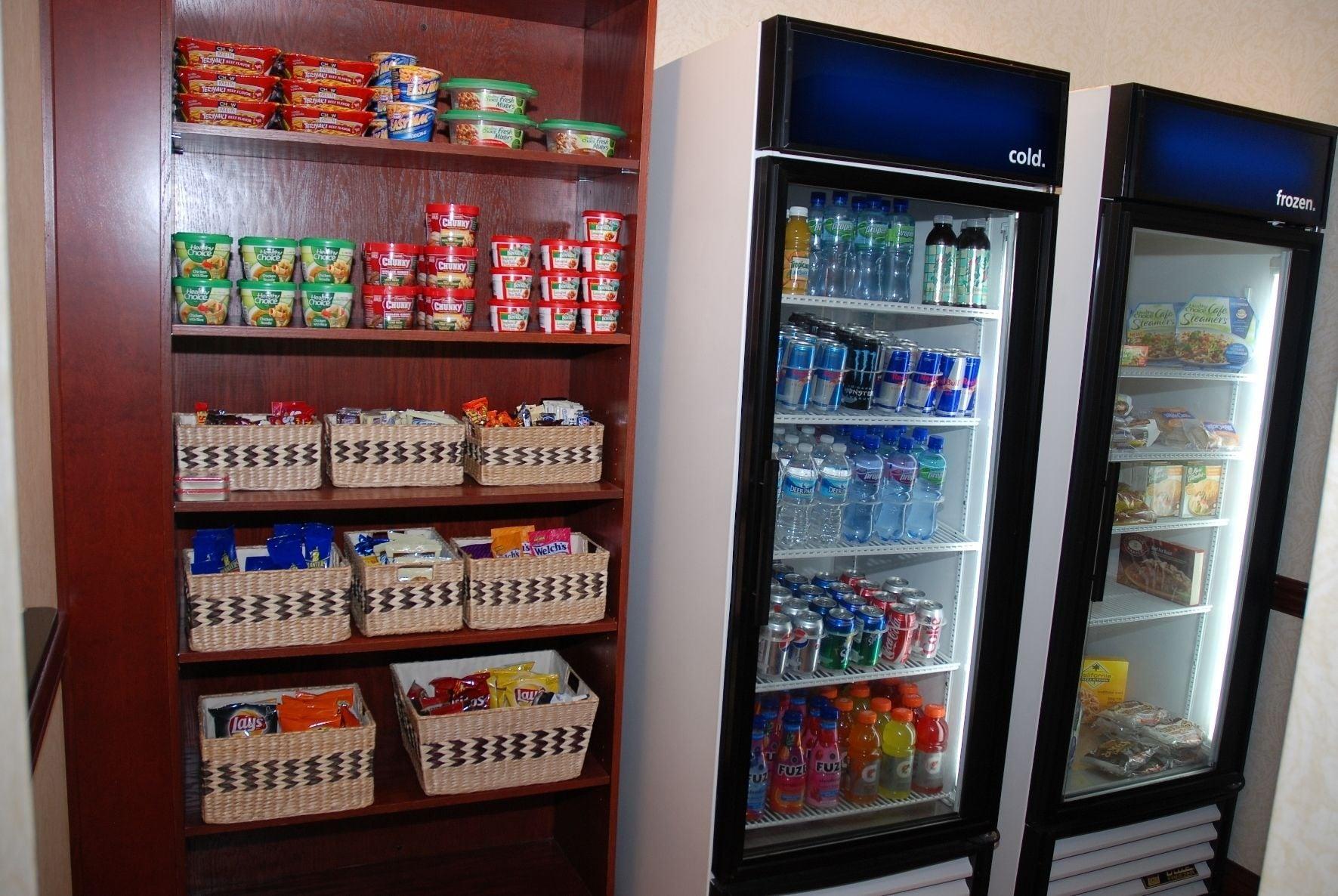 Restaurant Spark by Hilton California Lexington Park