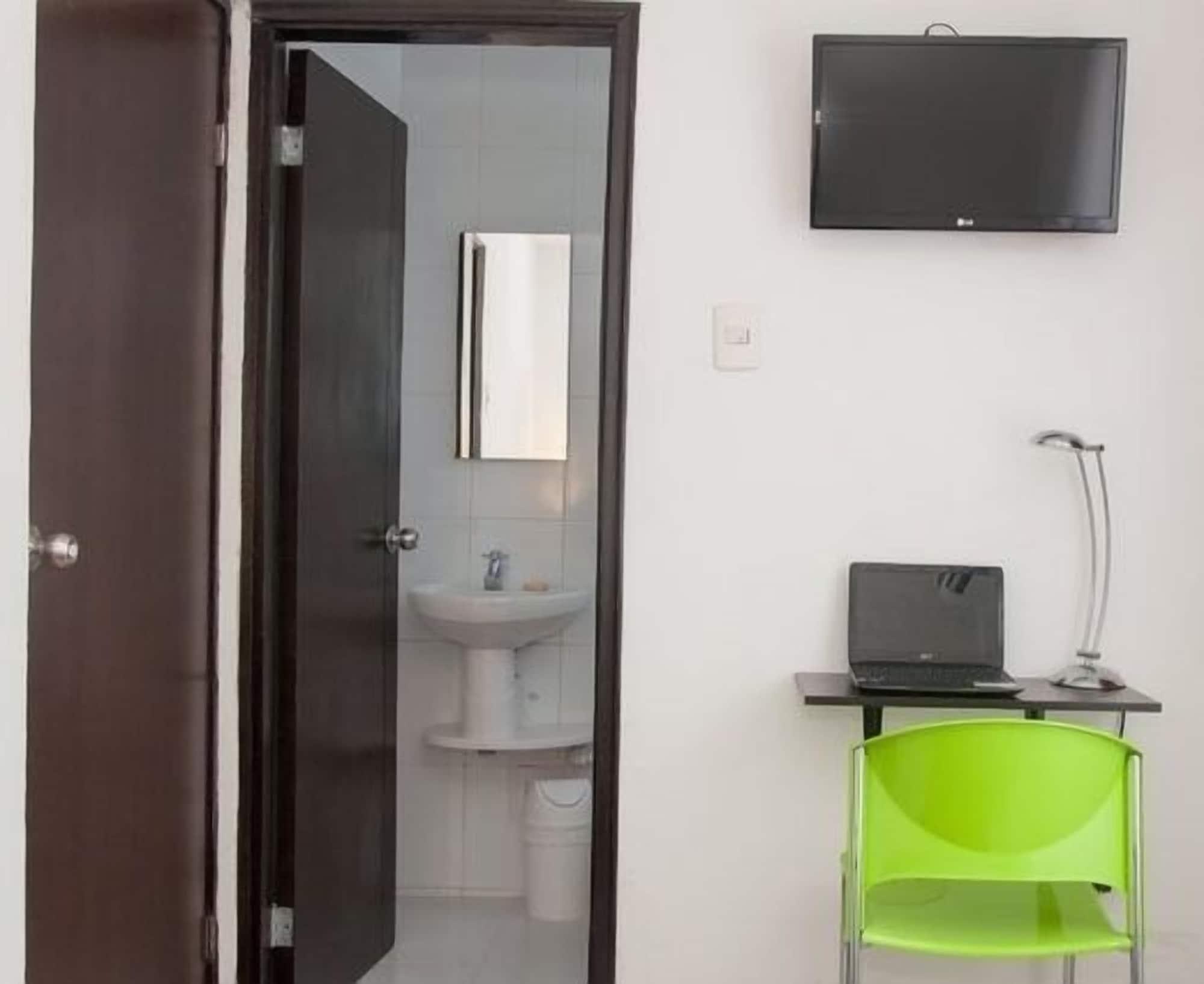 Set de Habitación Golden House Hotel