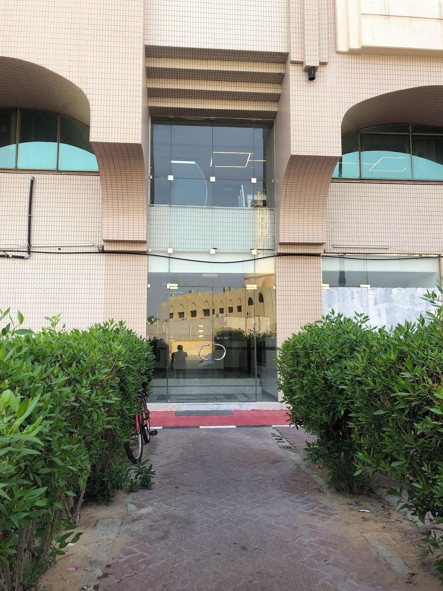 Vista Exterior Oasis Hostel