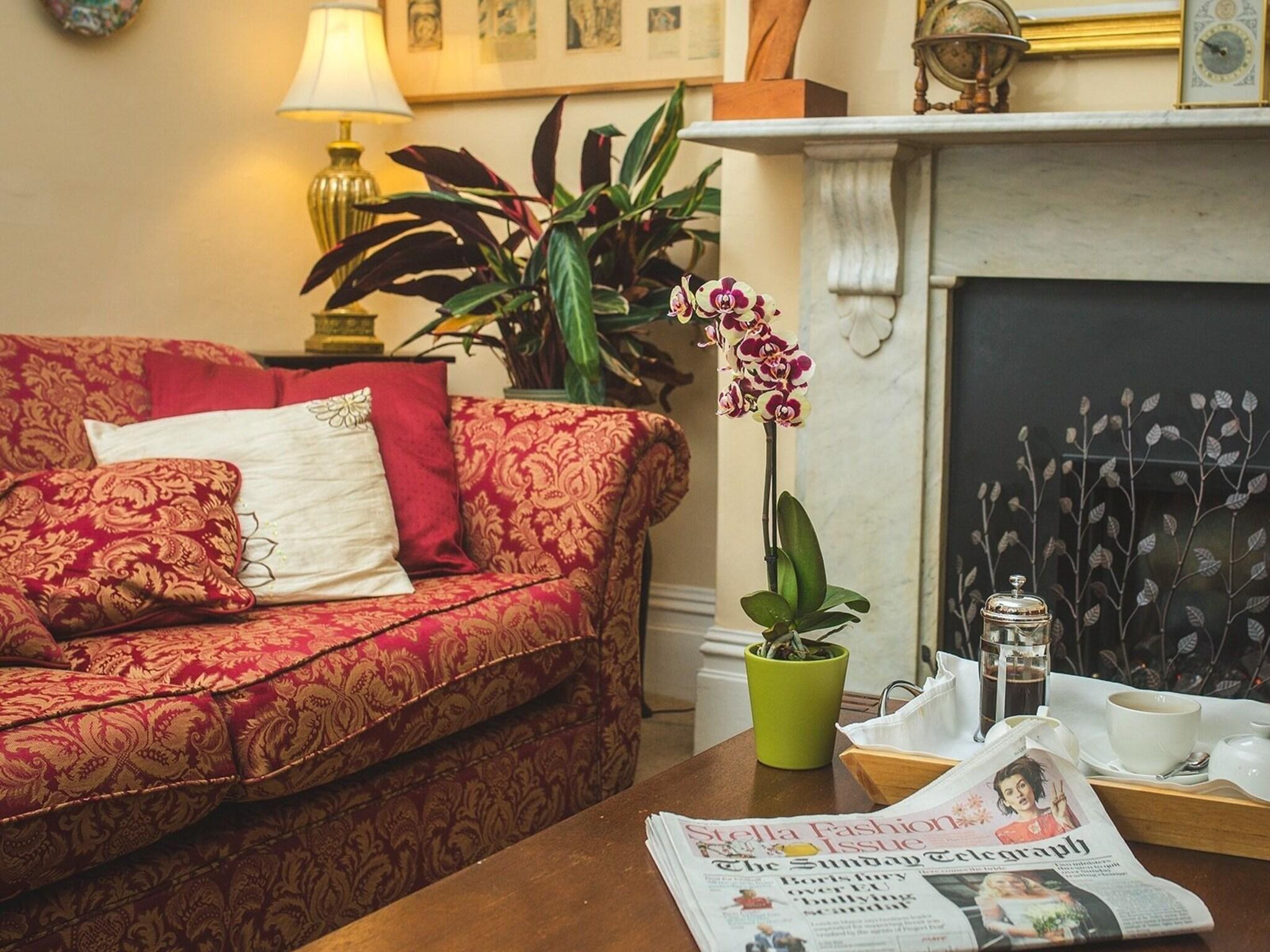 Vista Lobby Somerville House