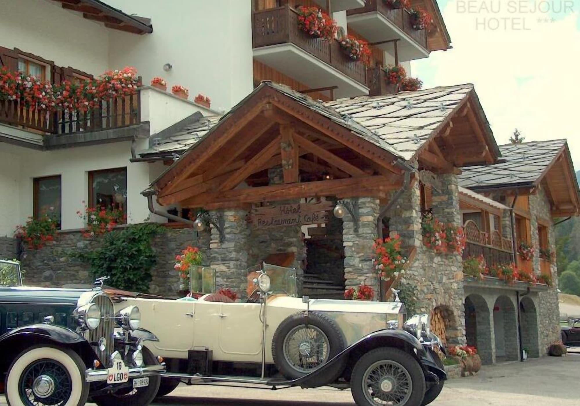 Vista Exterior Hotel Beau Sejour