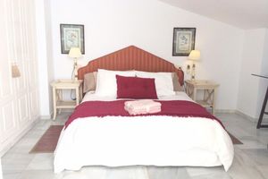 Alquiler Vacacional - Beautiful townhouse on the Golden Mile, Marbella