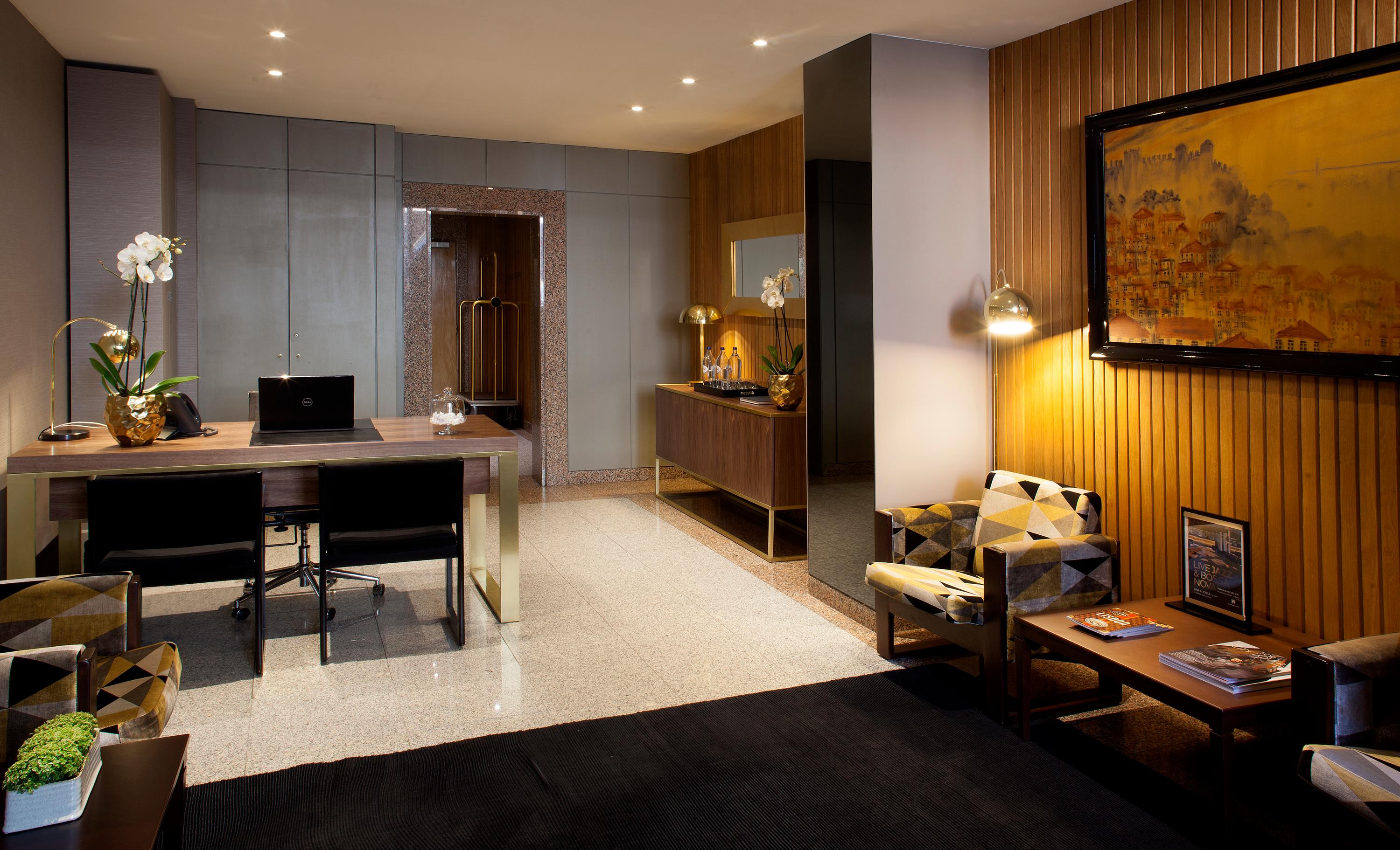 Vista Lobby Altis Suites - Apartamentos Turísticos