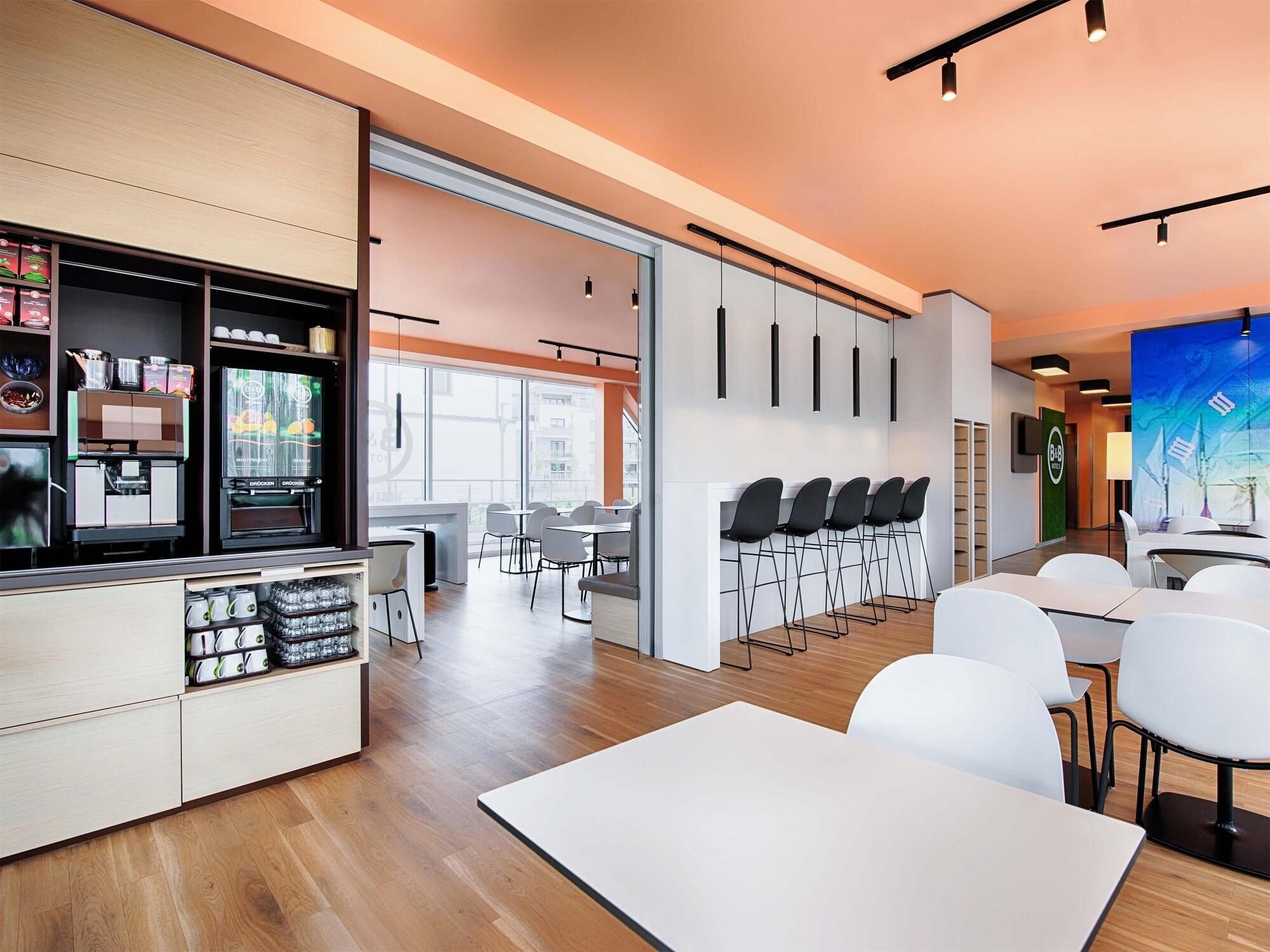 Varios B&B Hotel Rostock-Hafen