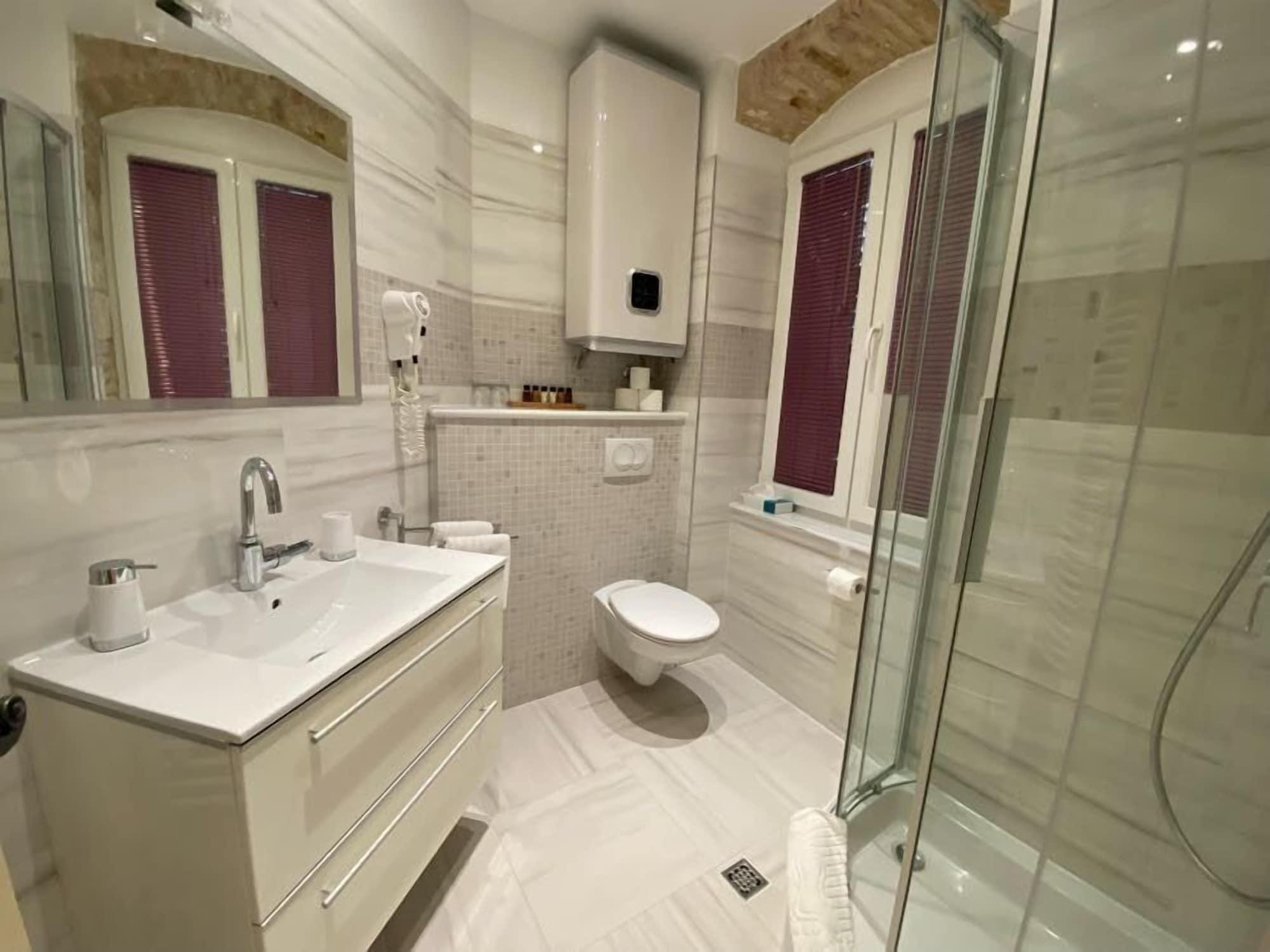 Equipamiento de Habitación Lucija&Luka Luxury rooms Split