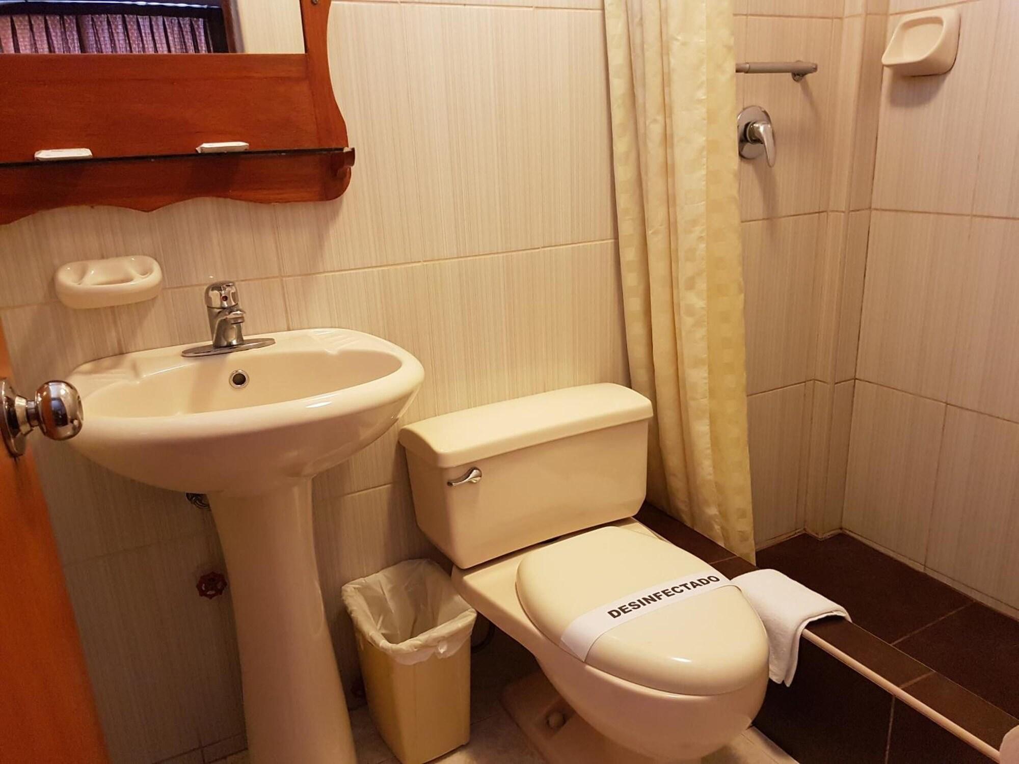 Equipamiento de Habitación Copacabana Hotel