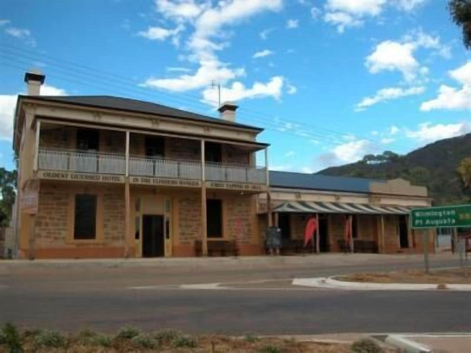 Varios North Star Inn