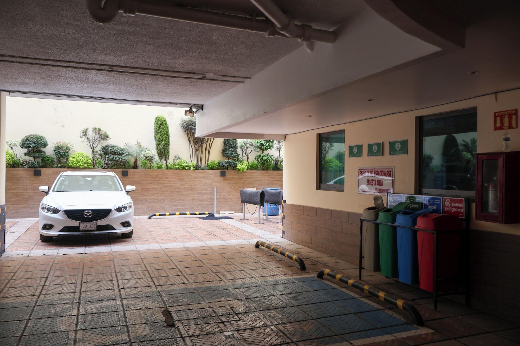 Comodidades del Alojamiento Hotel Embassy