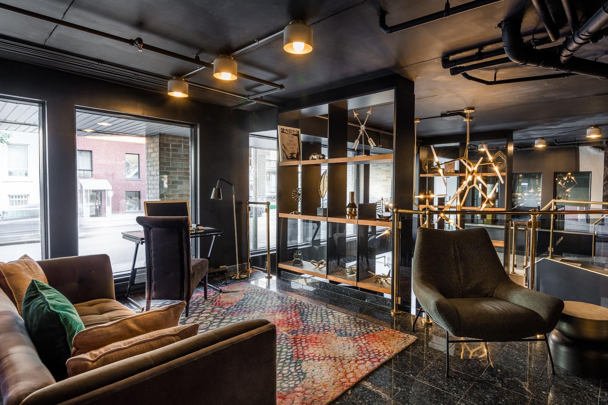 Vista Lobby Lelux Hotel