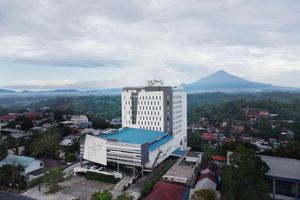 Alojamiento - Luwansa Hotel & Convention Center Manado