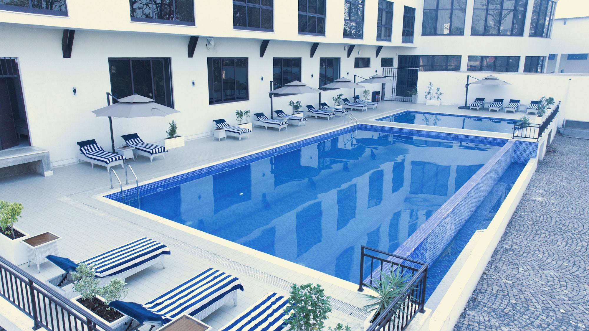 Vista Piscina Haile Resort Jimma
