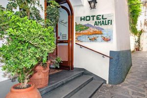Alojamiento - Hotel Amalfi