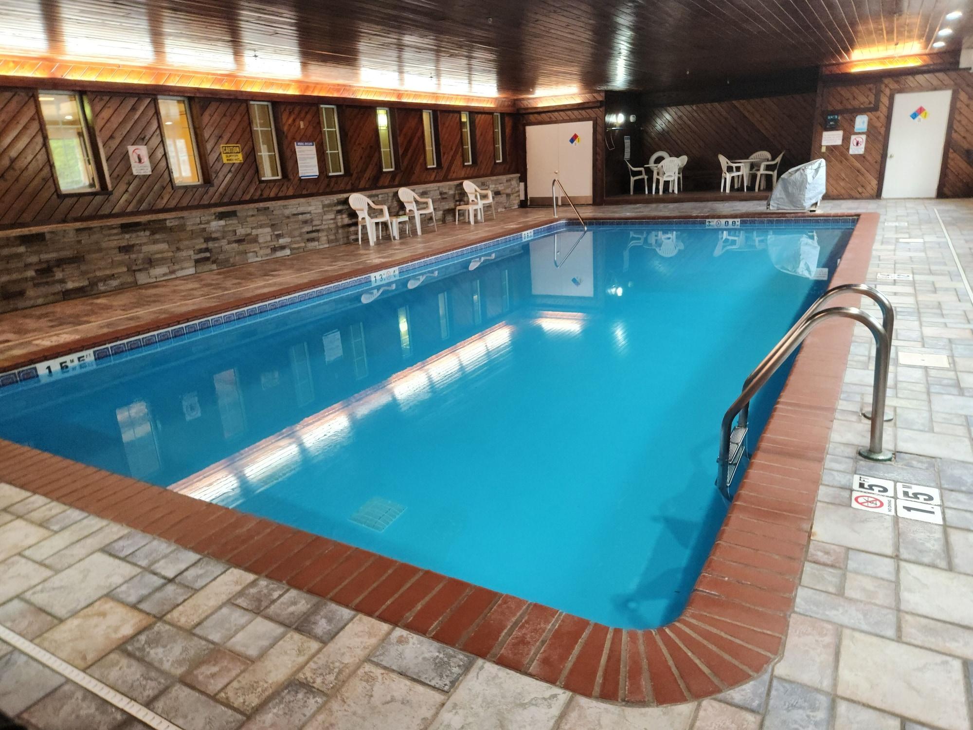 Varios Eagle Ridge Inn