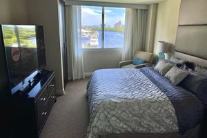 Alojamiento - 5 Stars Suites by Hilton. Amazing views.