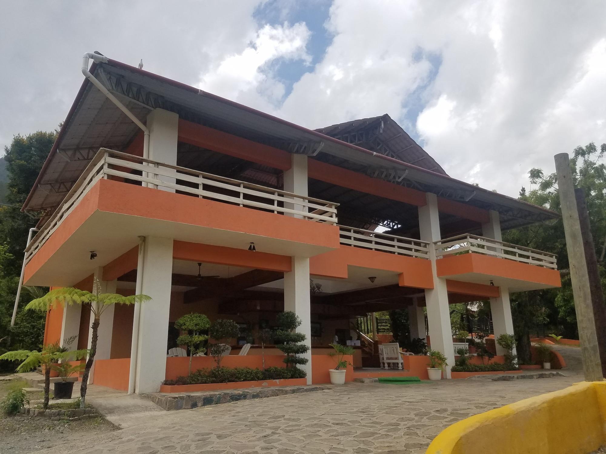 Vista Exterior Jarabacoa River Club