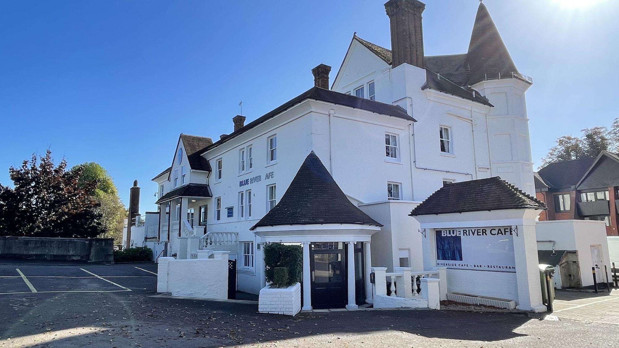 Vista Exterior Thames Riviera Hotel, Sure Hotel Collection by Best Western