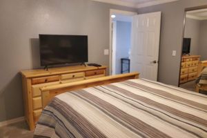 Alquiler Vacacional - "By The Sea" Oceanfront Updated Rainbow Rock Condo, Spectacular Views, 1st Floor