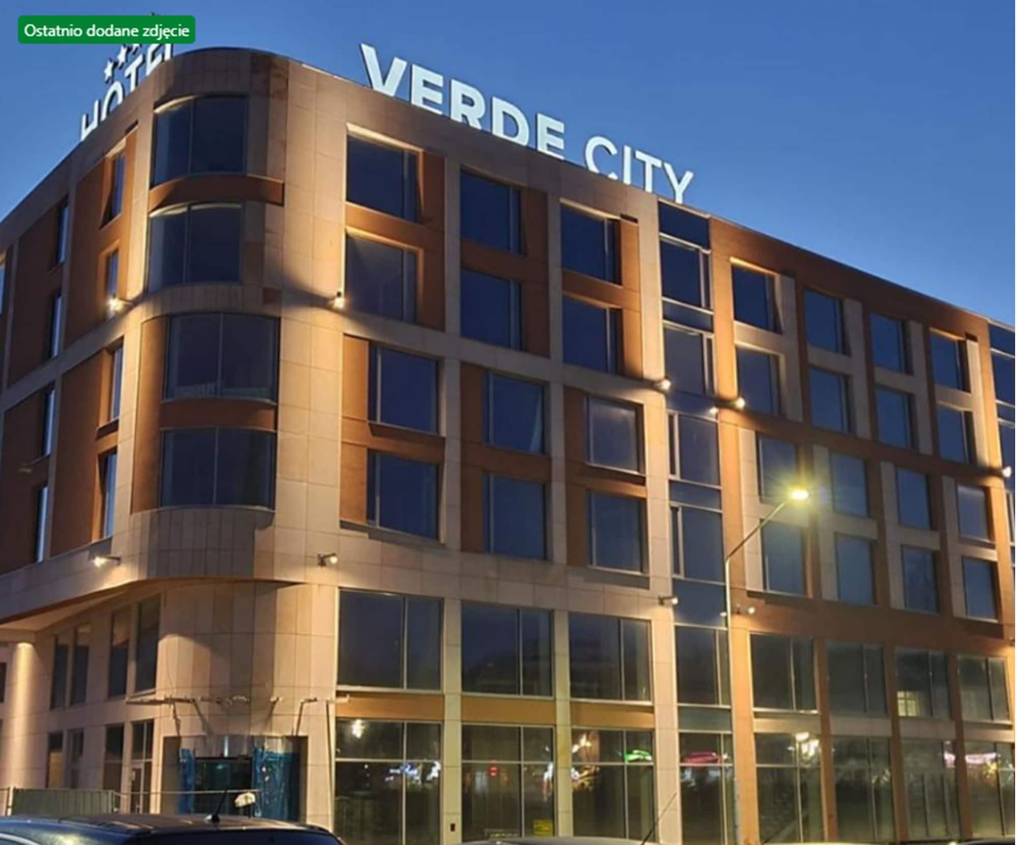 Vista Exterior Hotel Verde City