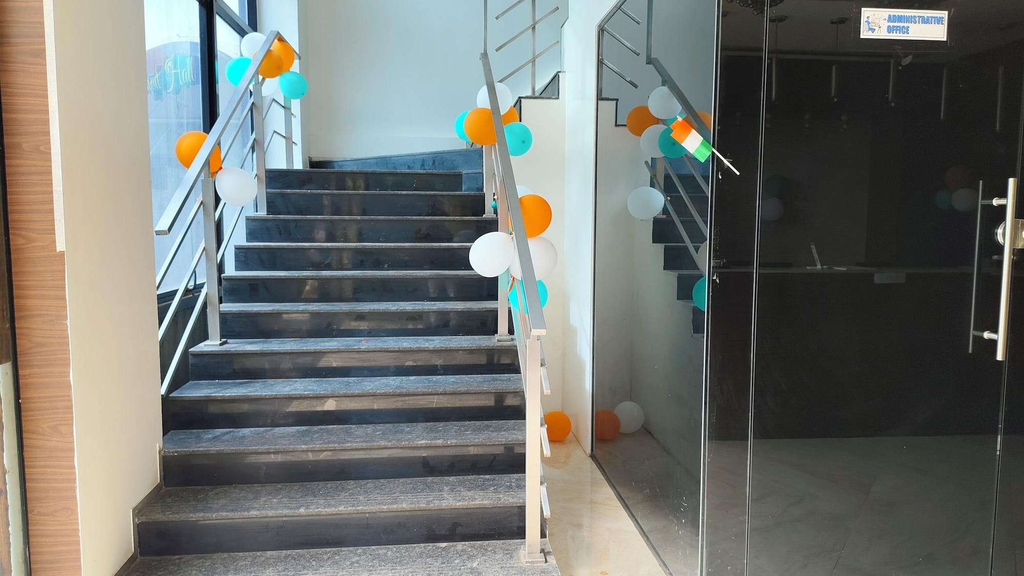 Comodidades del Alojamiento Everest Inn Chakan