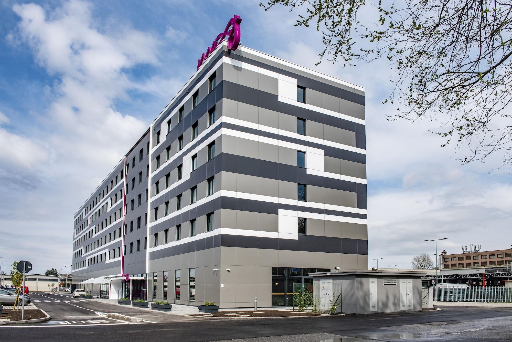 Vista Exterior Moxy Milan Linate Airport