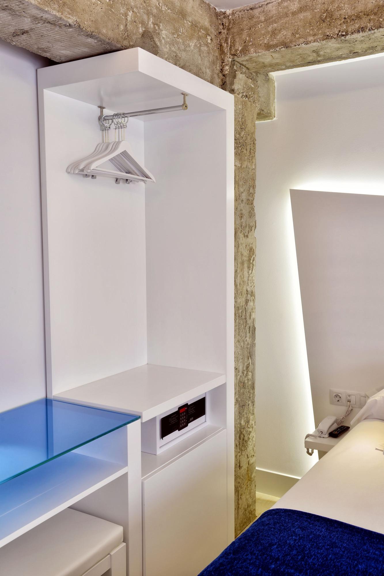 Set de Habitación Atarazanas Málaga Boutique Hotel