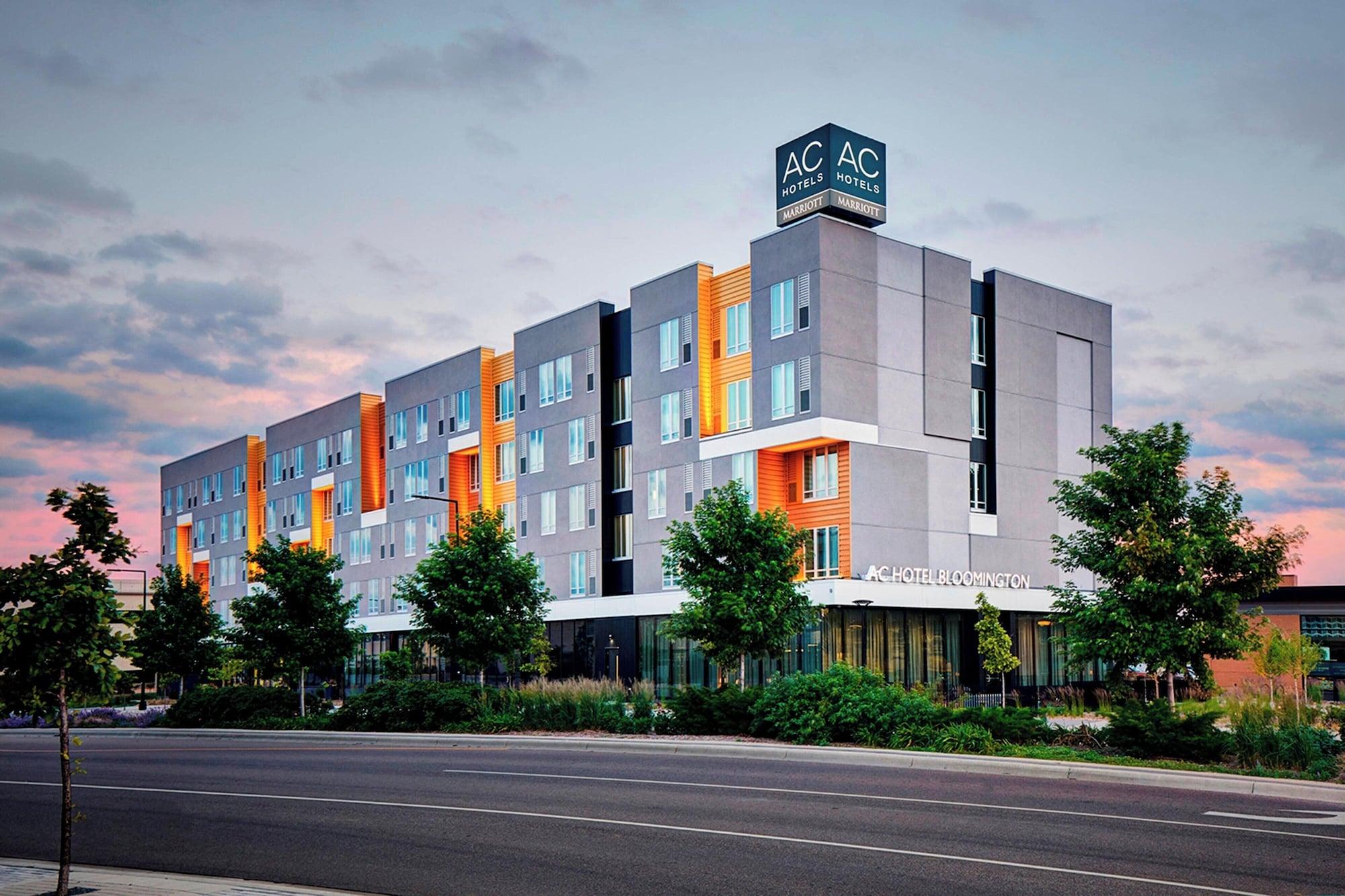 Vista Exterior AC Hotel Bloomington Mall of America