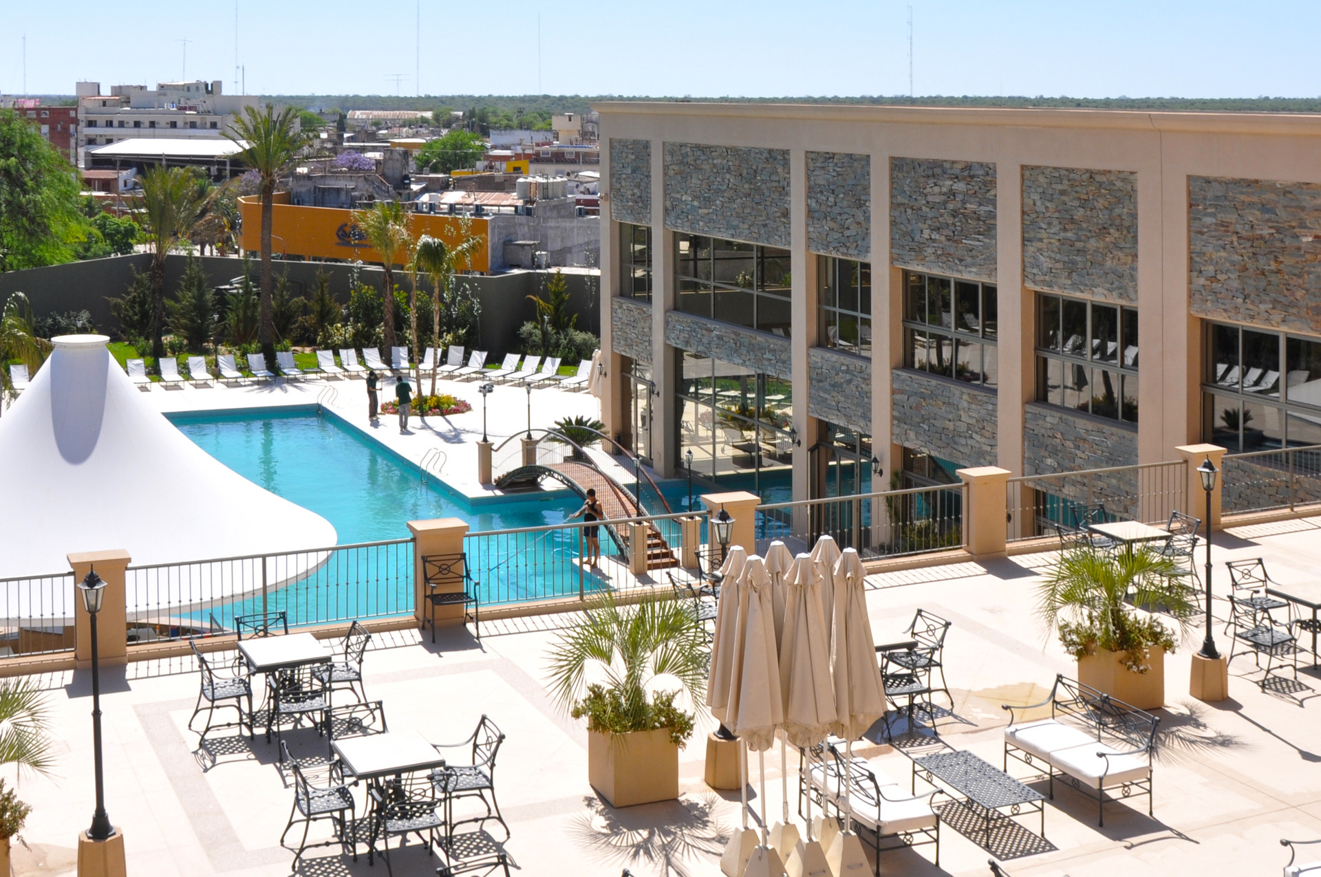 Vista Piscina Amerian Hotel Casino Carlos V