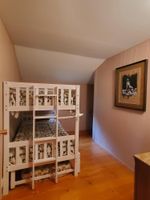 Alquiler Vacacional - Chalet surrounded by forest: wood burning stove, WiFi, AC. Relax & unwind!