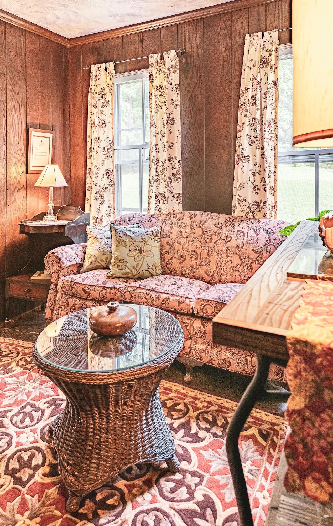 Vista Lobby Black Mountain Inn