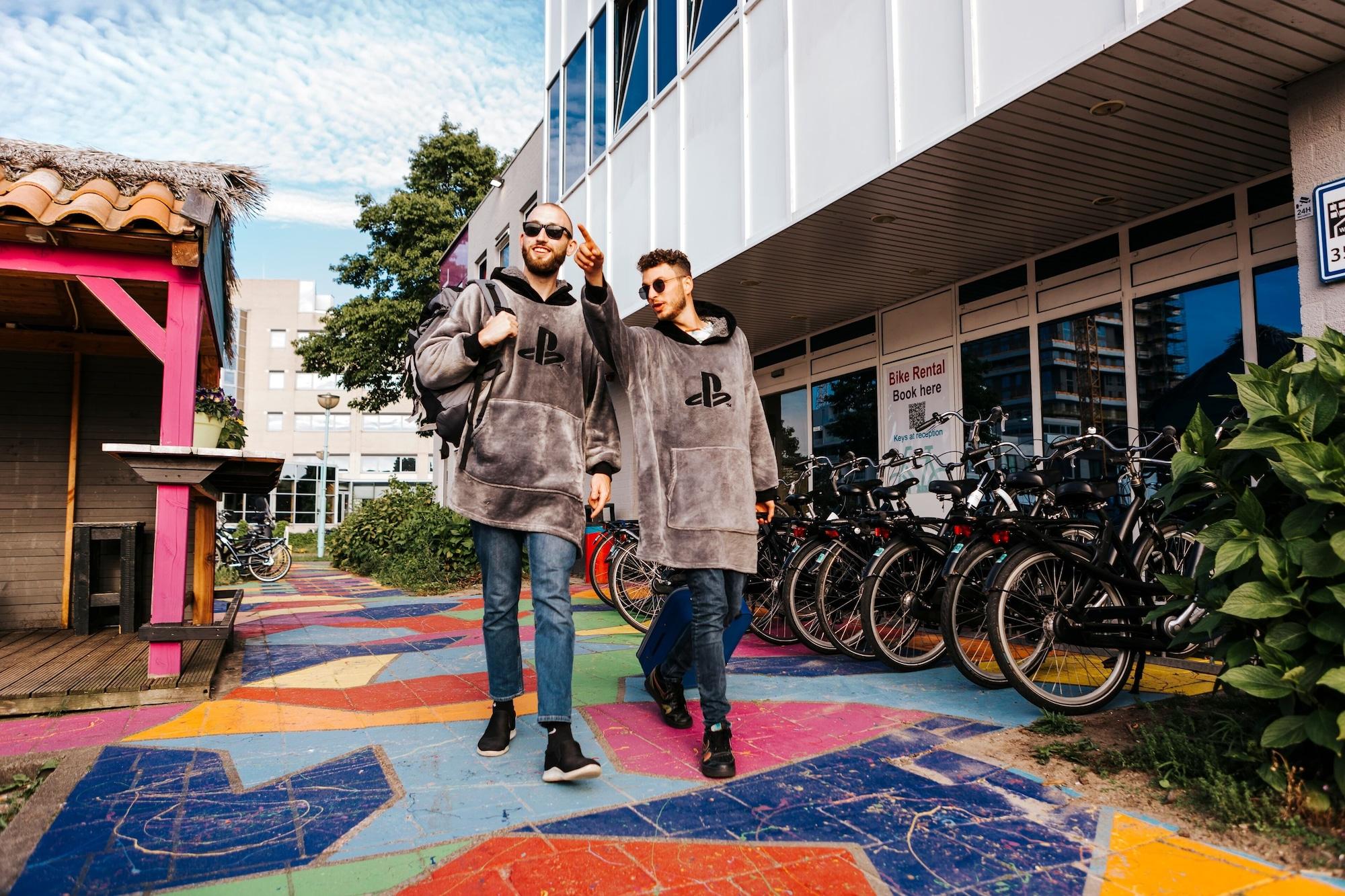 Vista Exterior Amsterdam Teleport Hotel