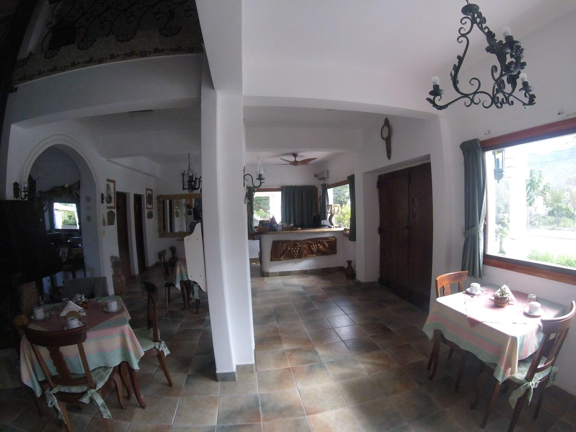 Vista Lobby Hotel Portal del Santo