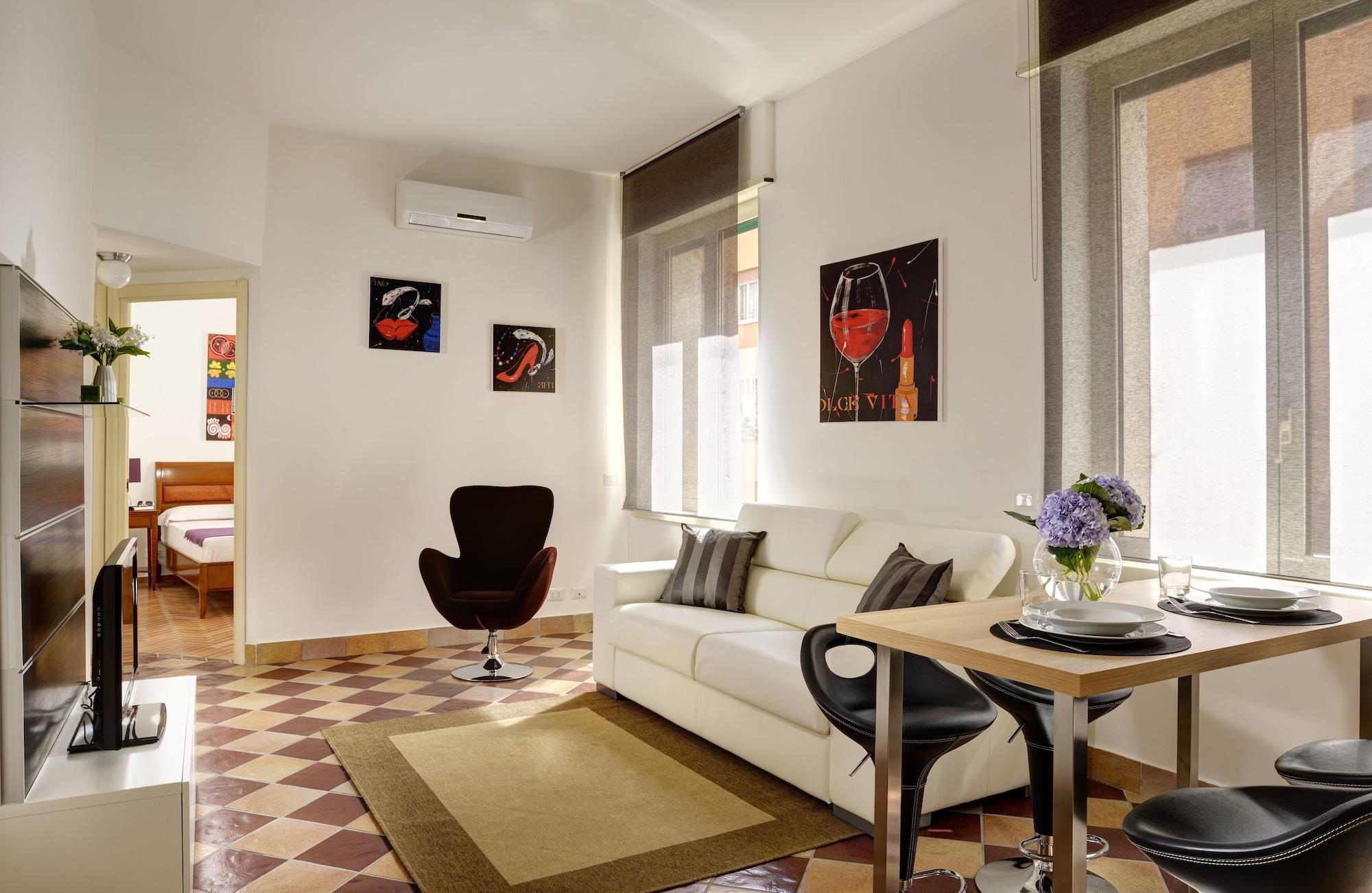 Varios Maison Re di Roma