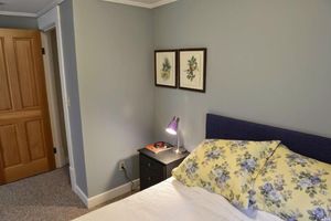 Alojamiento - Get away from crowds!  Enjoy peace, quiet, firepit, acreage and neat farmhouse.