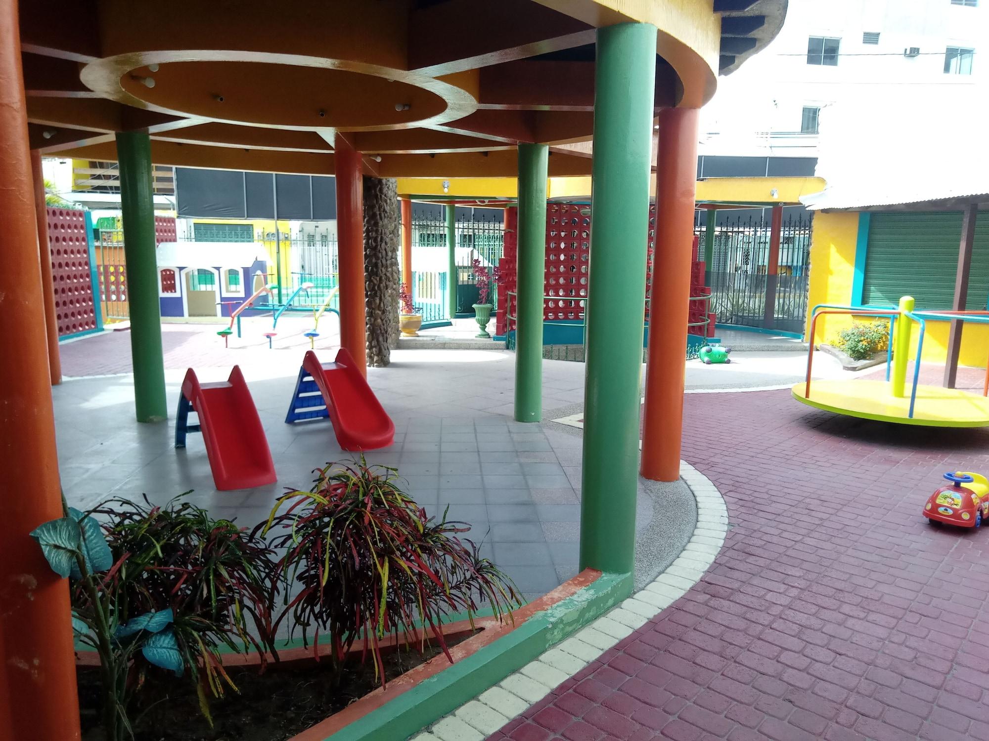 Instalaciones Recreativas Hotel Francisco II