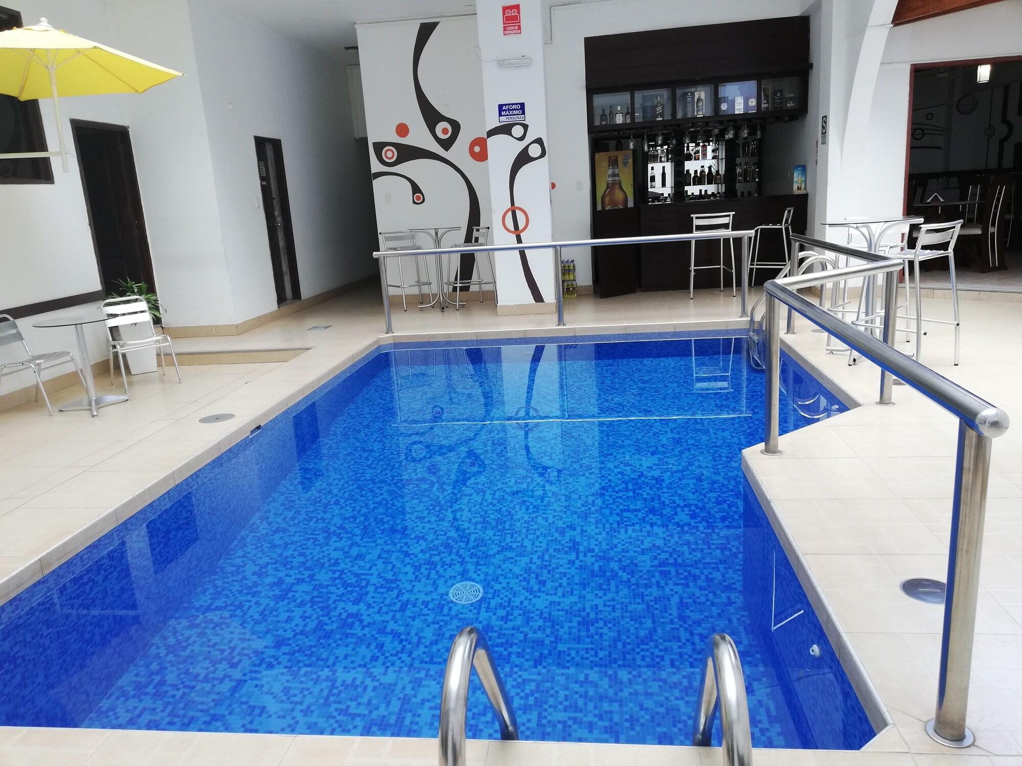 Vista Piscina Hotel RioSol
