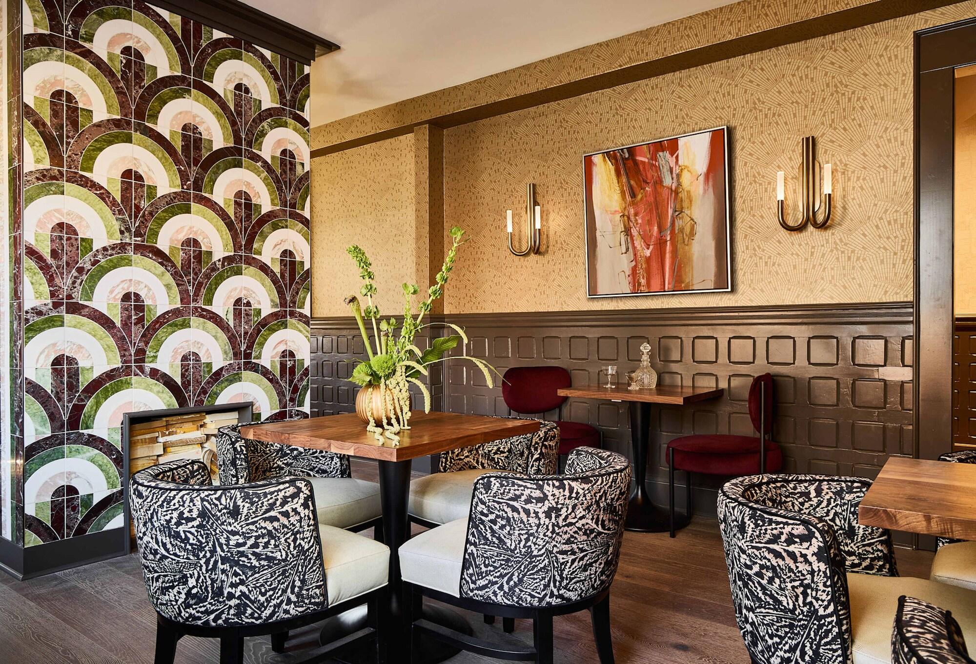 Bar/Salón Zelda Dearest