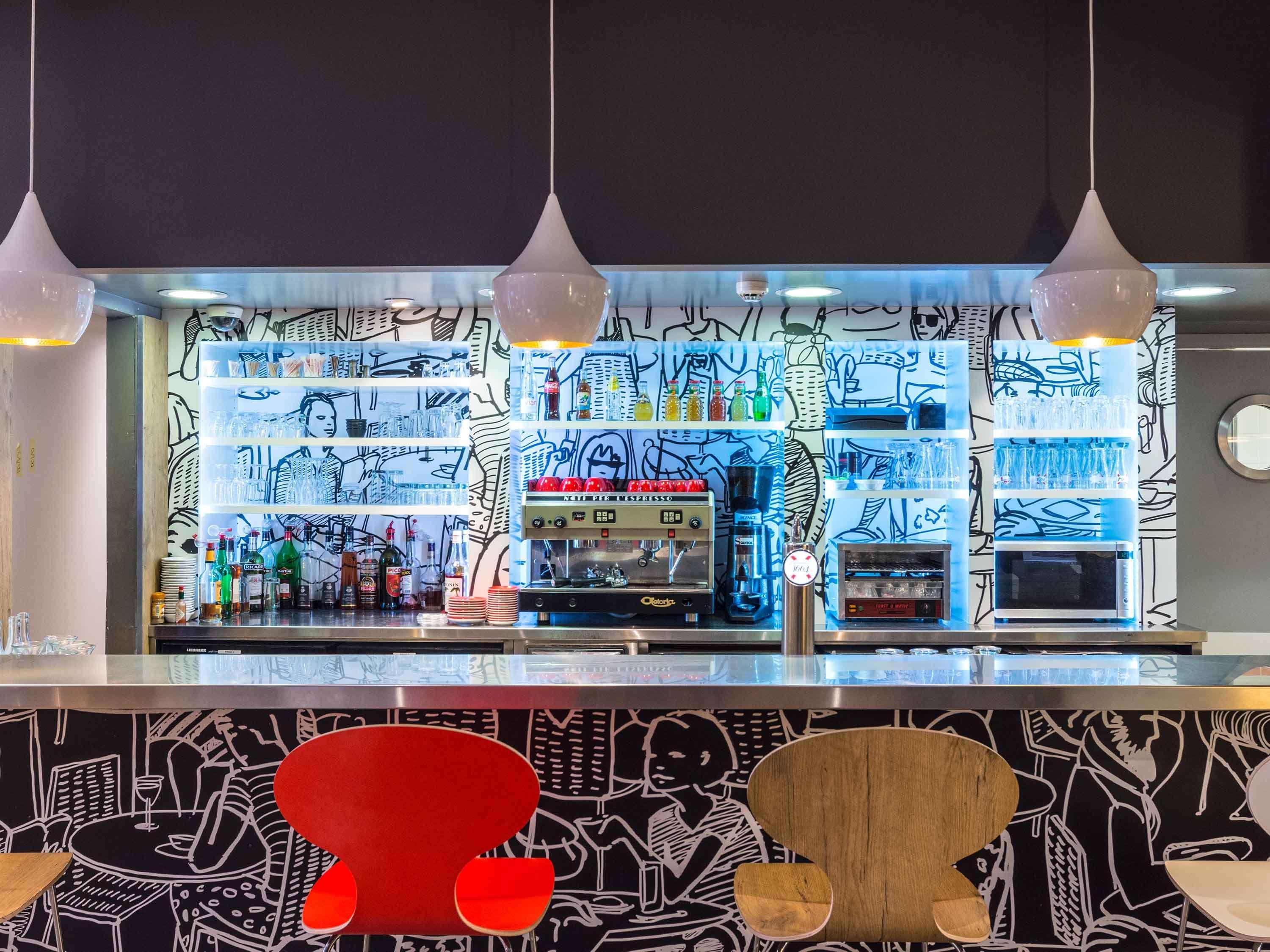 Bar/Salón ibis Dunkerque Centre