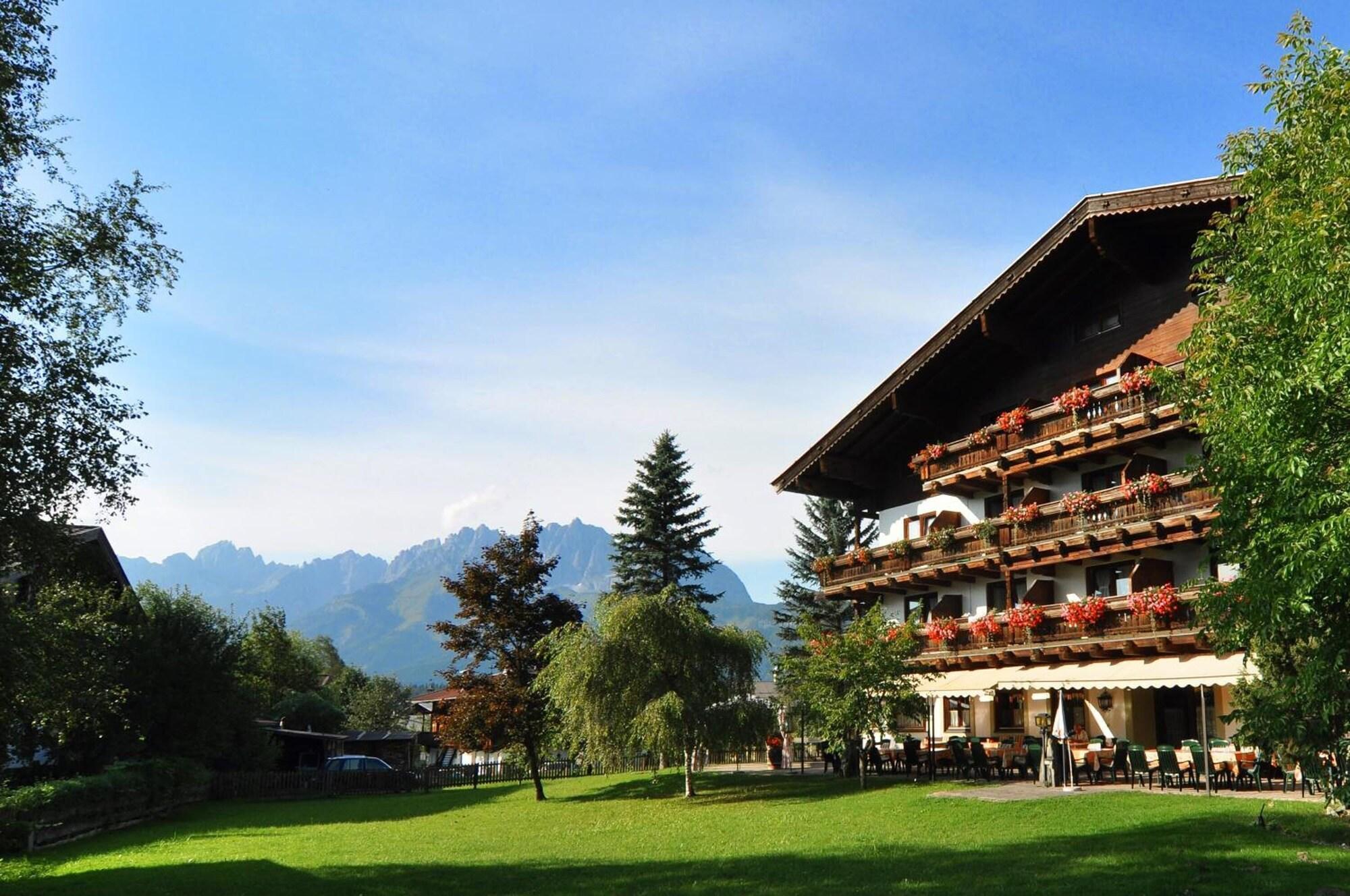 Vista Exterior Kaiserhotel Kitzbühler Alpen