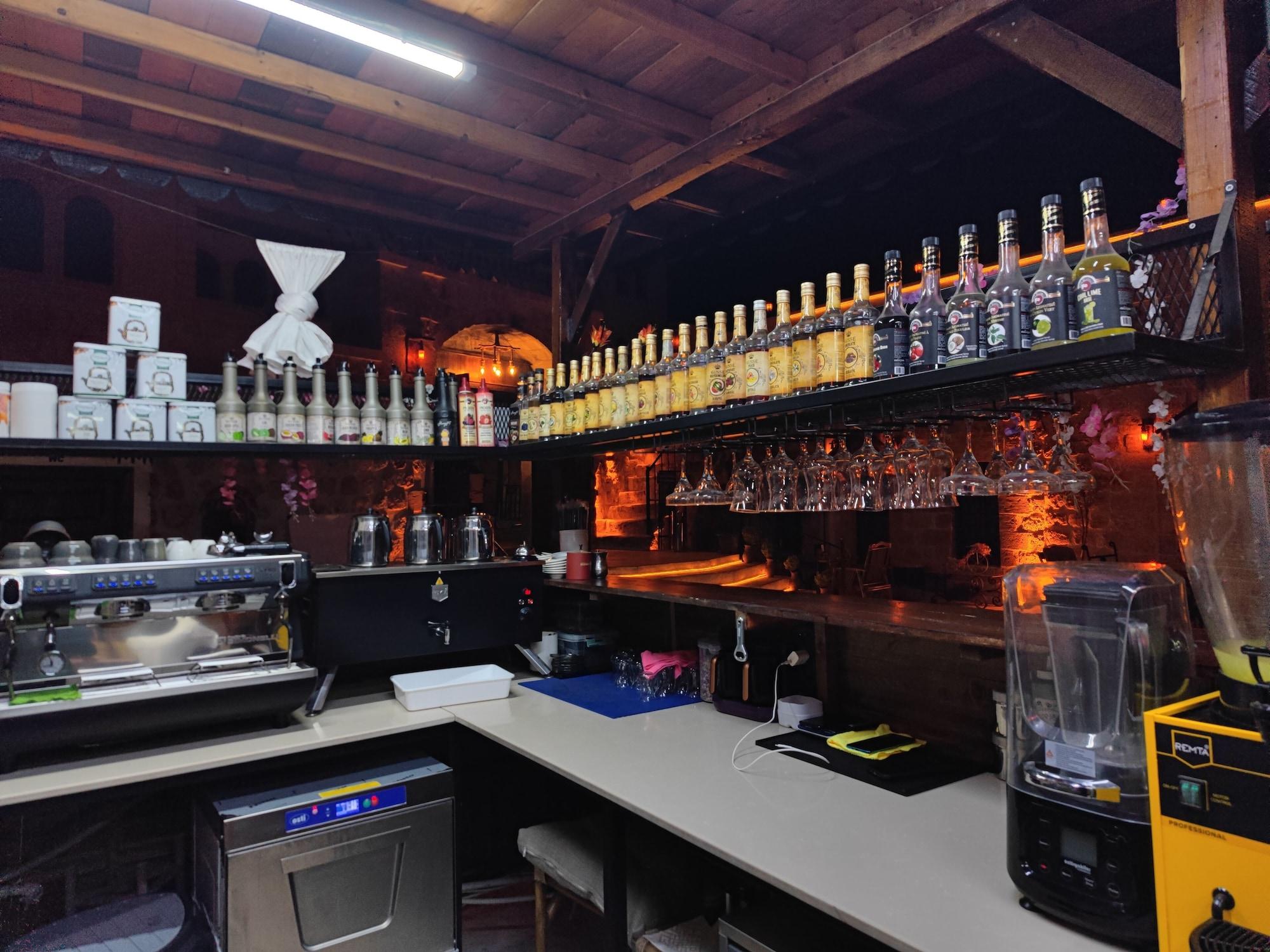 Bar/Salón Şahmeran Otel Cafe Restoran