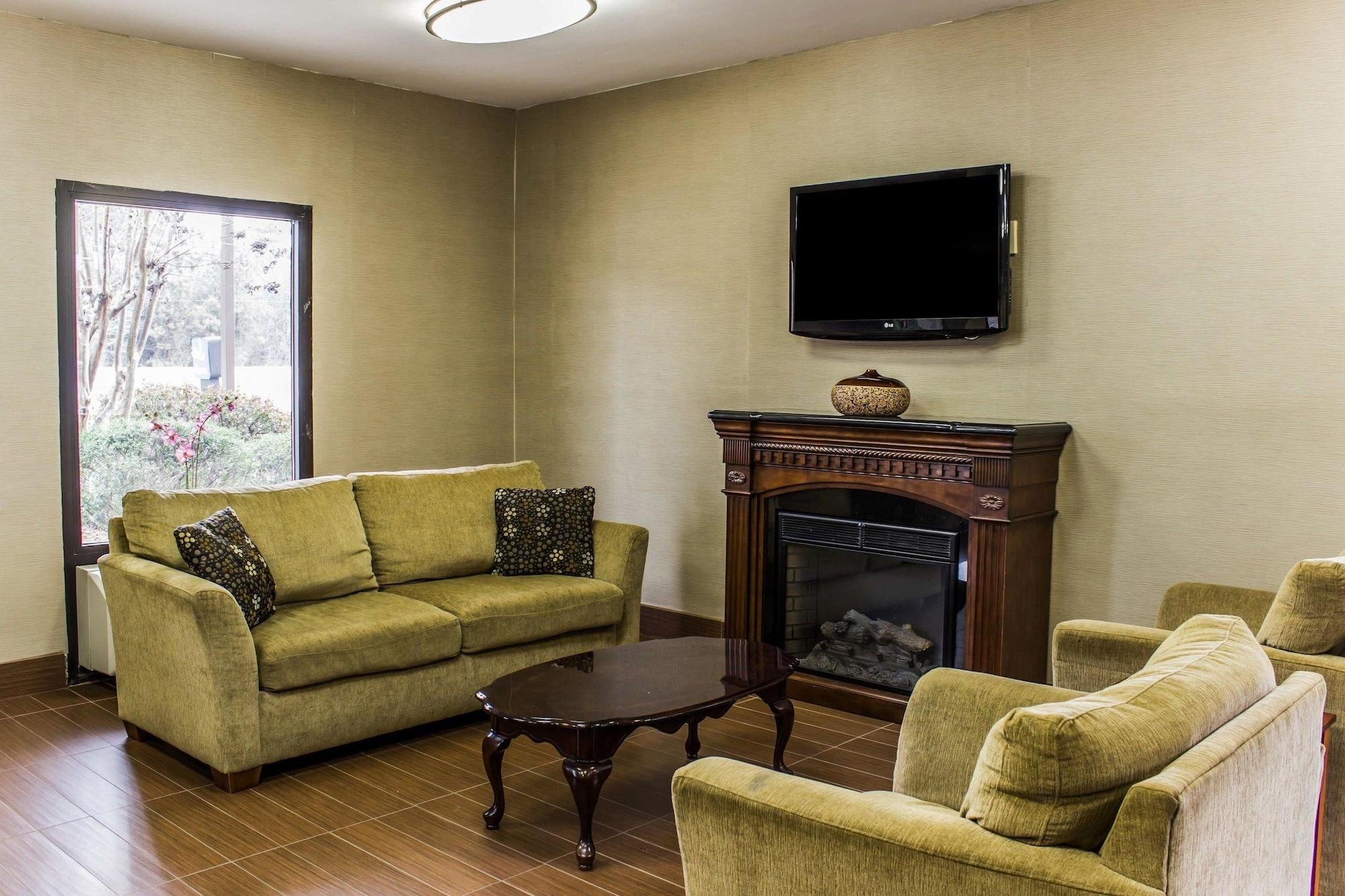 Vista Lobby Quality Inn Kinston Hwy 70