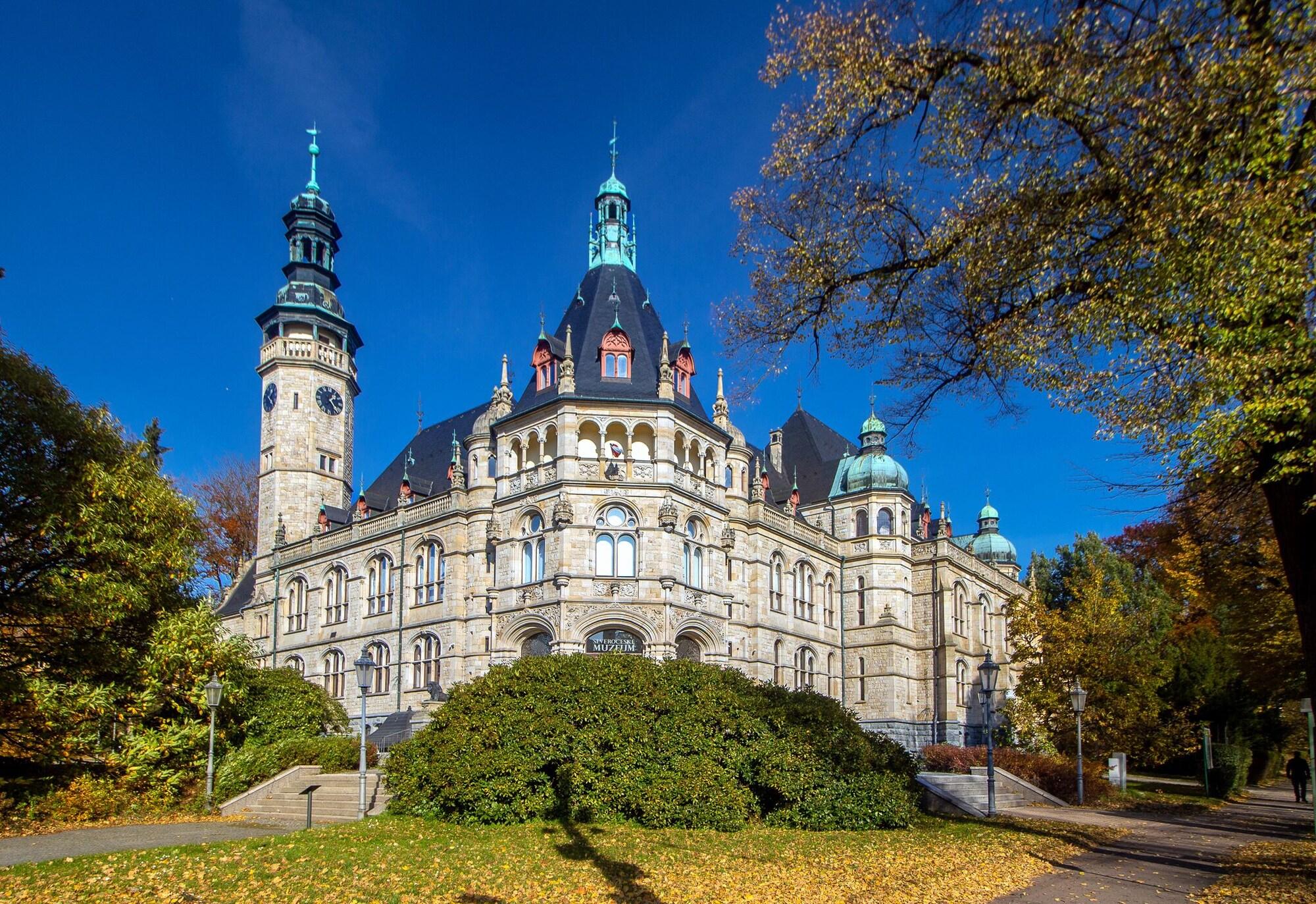 Instalaciones Recreativas Hotel Fabrica