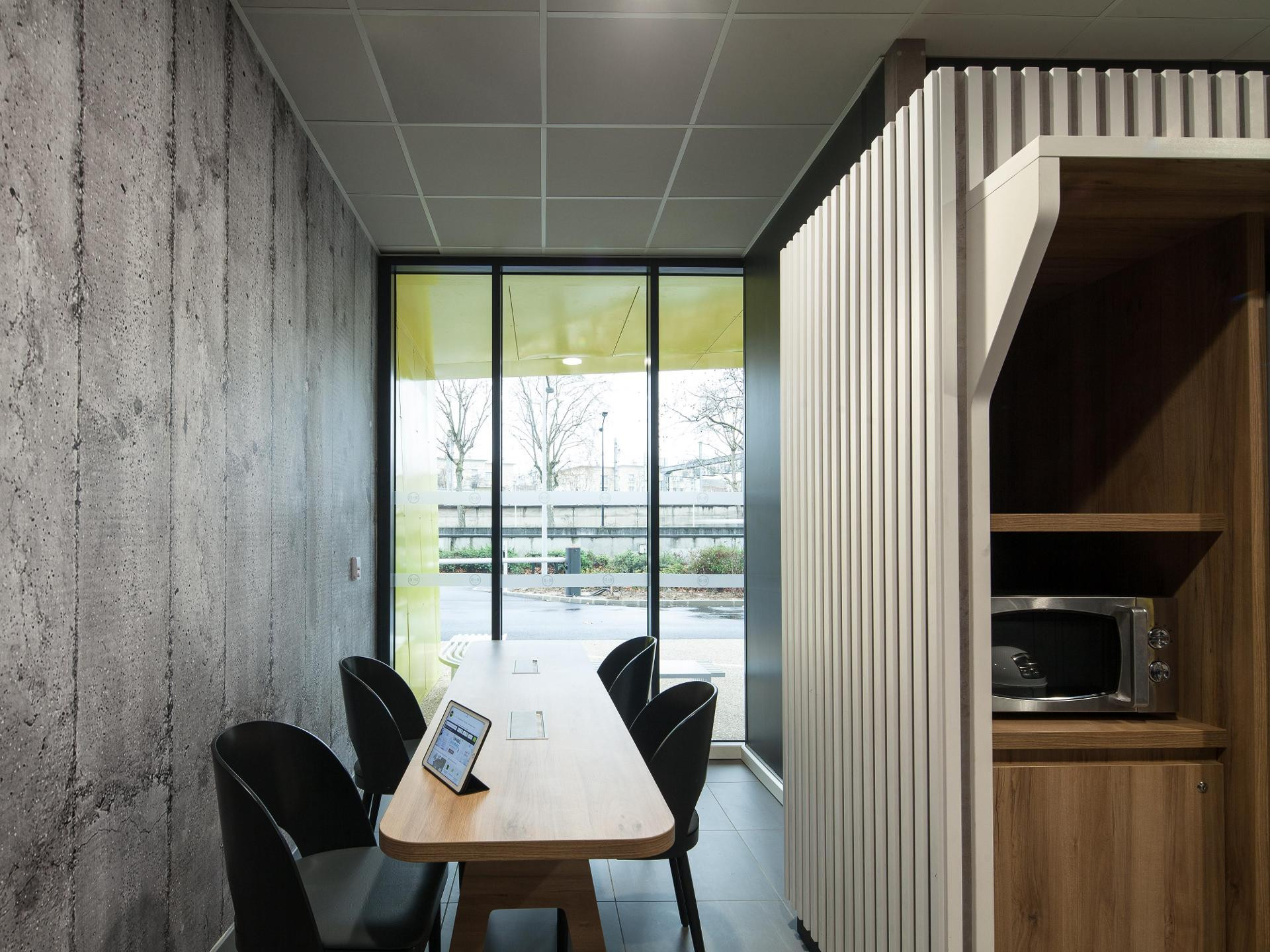 Vista Lobby B&B HOTEL NANTERRE Rueil Malmaison