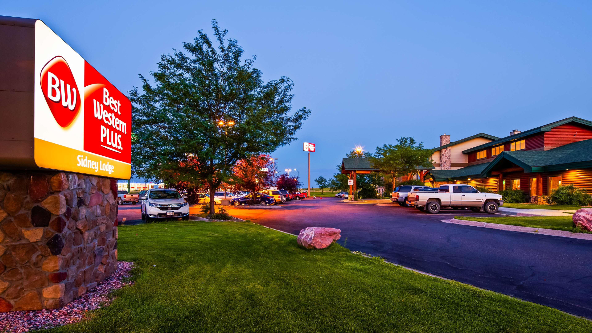 Vista Exterior Best Western Plus Sidney Lodge