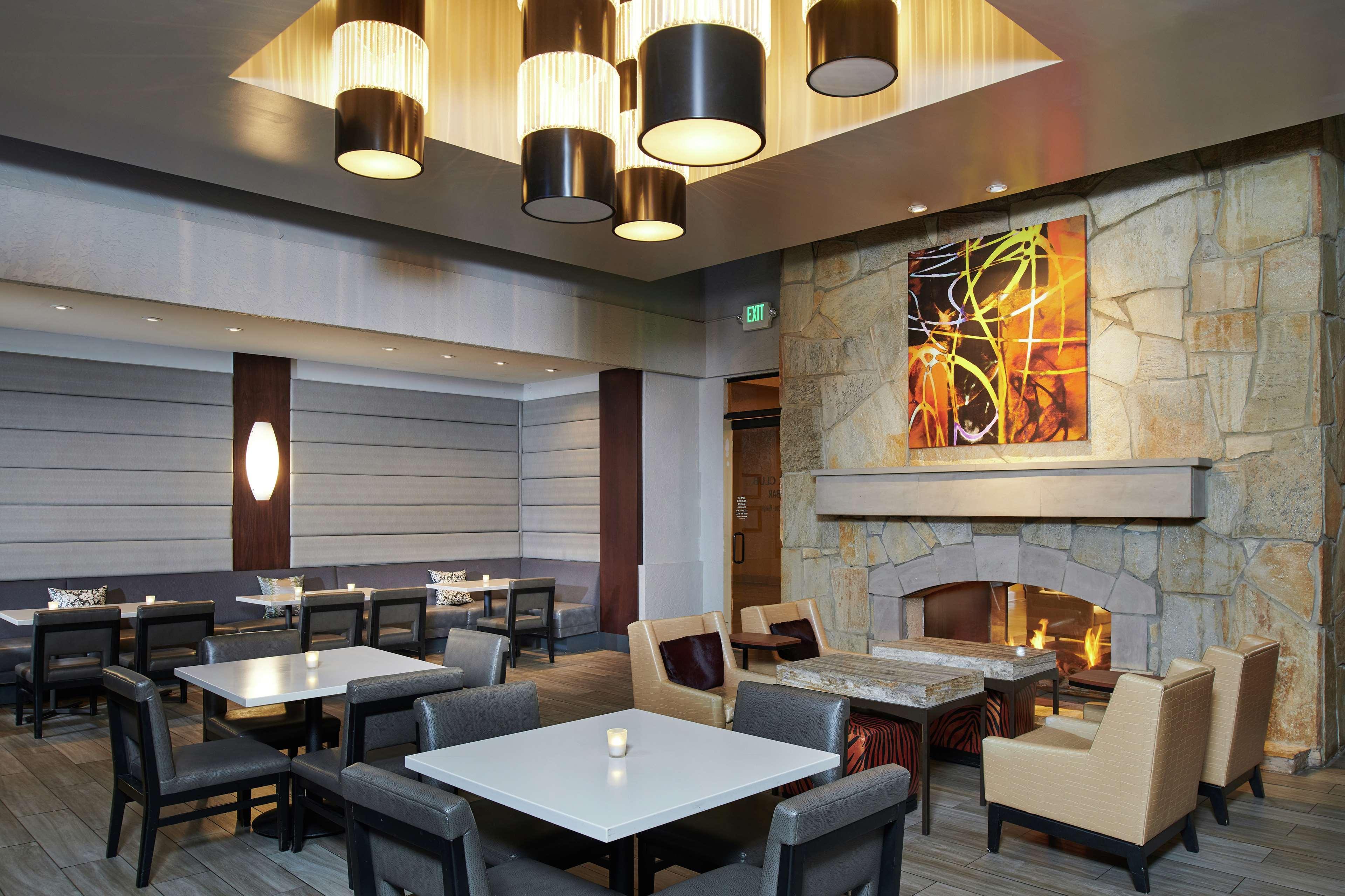 Bar/Salón DoubleTree by Hilton Hotel Salt Lake City Airport