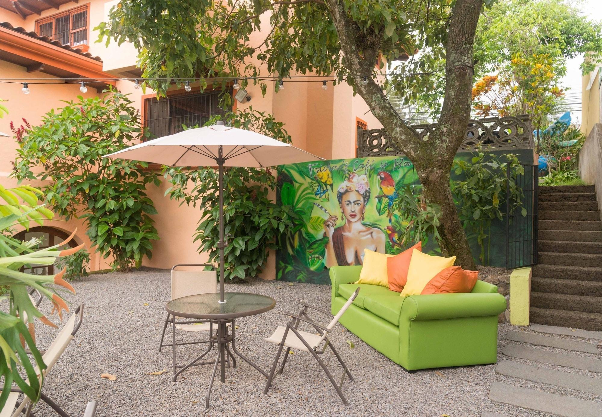 Vista Exterior Luna Inn B&B