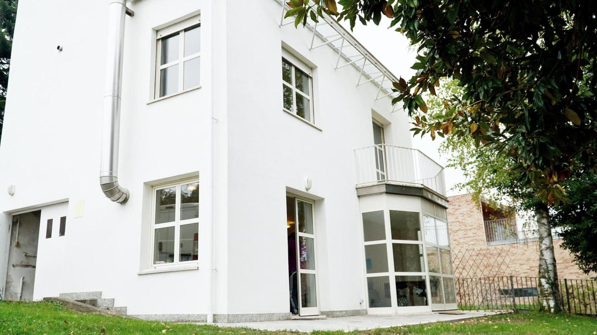 Vista Exterior Villa Alba