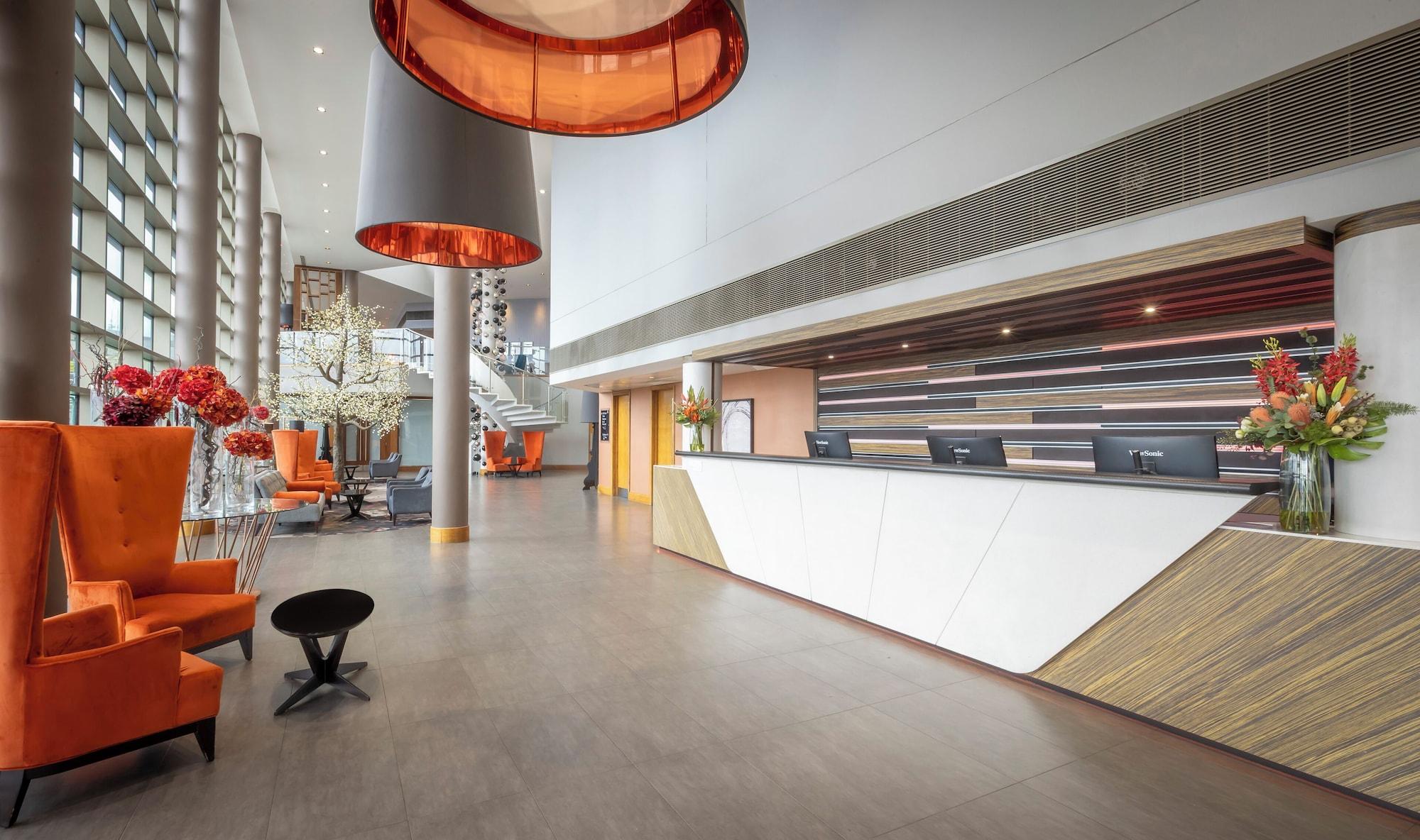 Vista Lobby Clayton Hotel Birmingham